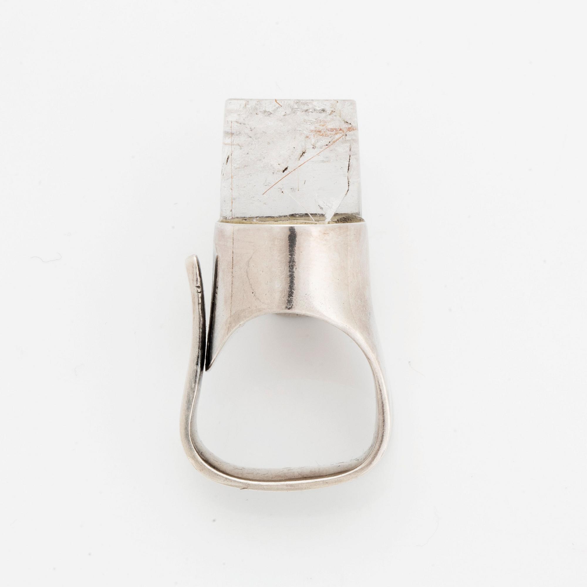 Vivianna Torun Bülow-Hübe, a sterling and qvartz ring, Georg Jensen 1945-77, design nr 151.