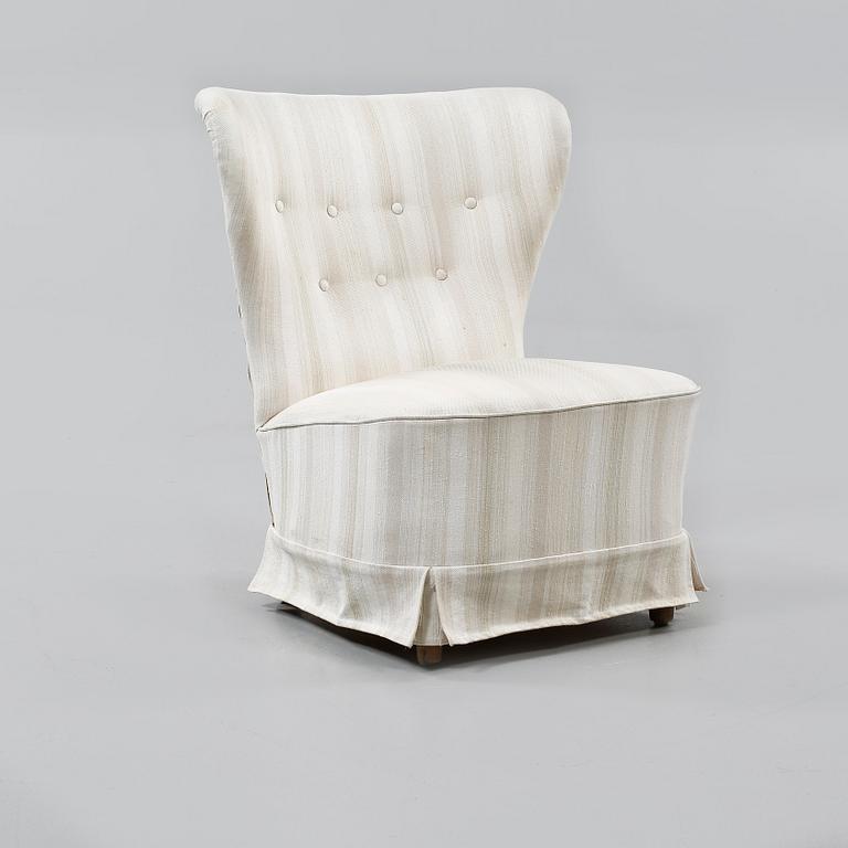 FÅTÖLJ, omkring 1900-talets mitt.