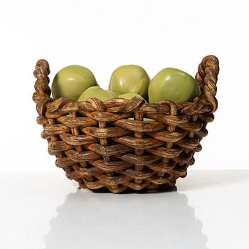 Ingrid Herrlin, korg med gröna äpplen, stengods.