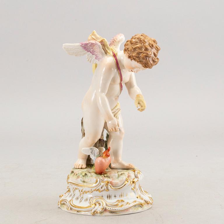 A late 19th century porcelain Meissen figurine.