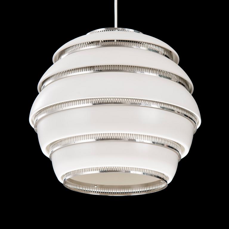 ALVAR AALTO, taklampa, "Bikupa" A331 för Artek 2011.