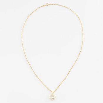Necklace 18K gold with drop-shaped diamond.