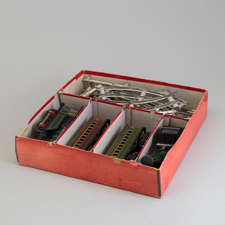 TÅGSET, plåt, GBN Bavaria, Bing Werke, tre delar samt räls, 1900-talets första hälft.