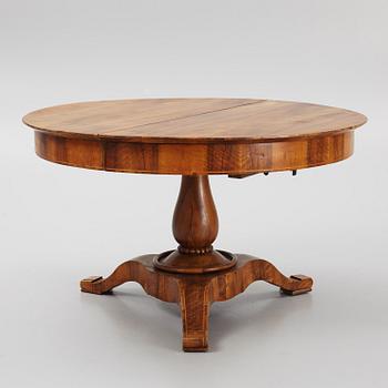 A 19th Century Dining Table.