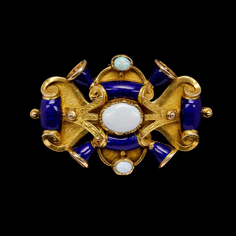 BROOCH, blue enamel and opal, 18/1900.