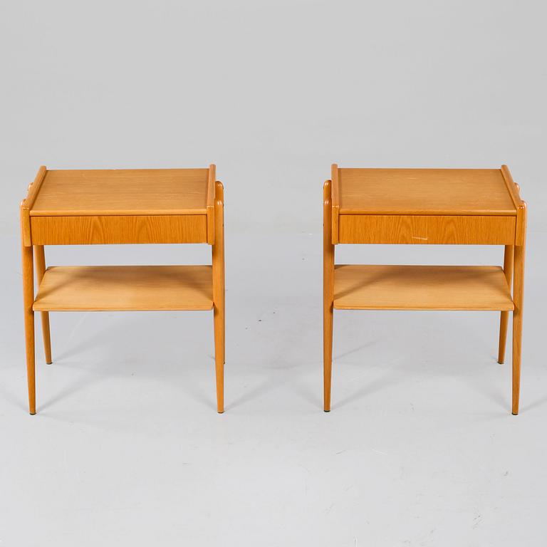 SÄNGBORD, ett par, 1900-talets tredje kvartal.