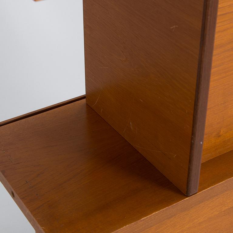 Ilmari Tapiovaara, kirjahylly, "Pala" valmistaja Asko 1900-luvun puoliväli.