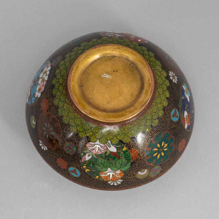 A Japanese cloisonne jar with cover, 20th Century.
