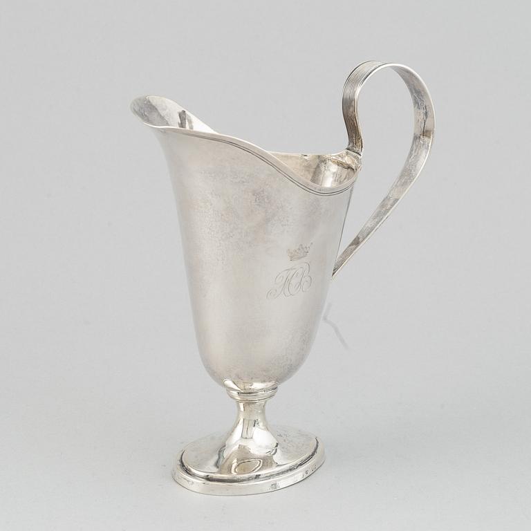 A Swedish late Gustavian jug and bowl, mark of Pehr Zethelius, Stockholm 1796 and 1804.