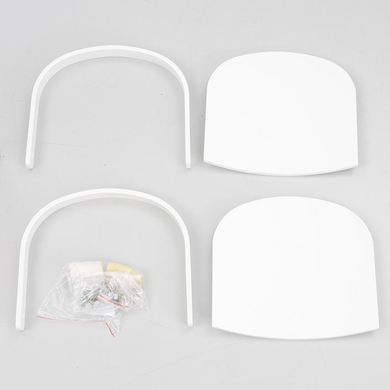 A pair of children's chairs, Oliver Furniture, 21st century.