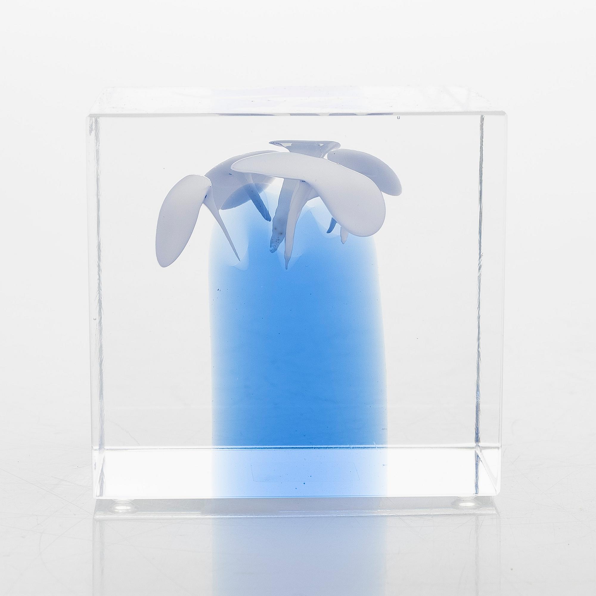 Oiva Toikka, vuosikuutio, signeerattu Oiva Toikka Iittala 2024, numeroitu 61/2000.