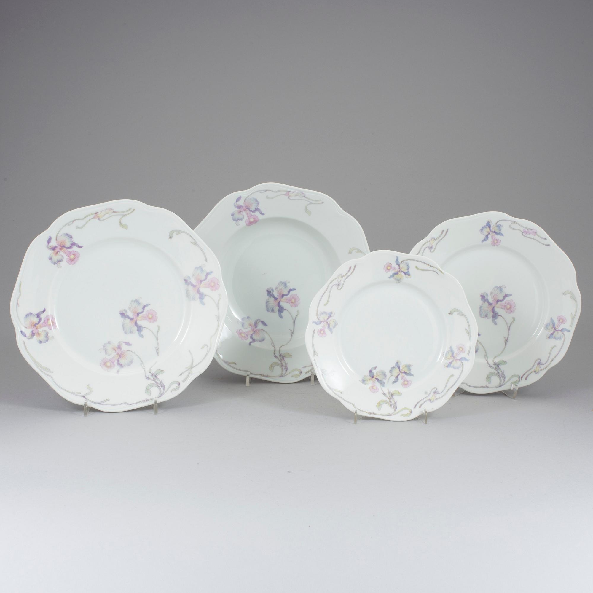MATSERVIS, 57 delar, porslin, Rosenthal, 1900-talets första hälft.