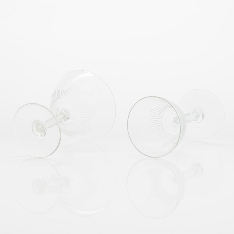 Erkki Vesanto, lasisto, 86 osaa, "Marjatta", Iittala 1947-1969.