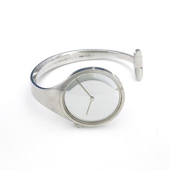 ARMBANDSUR, Vivianna Torun Bülow Hübe för Georg Jensen, Danmark, 1900-talets andra hälft.