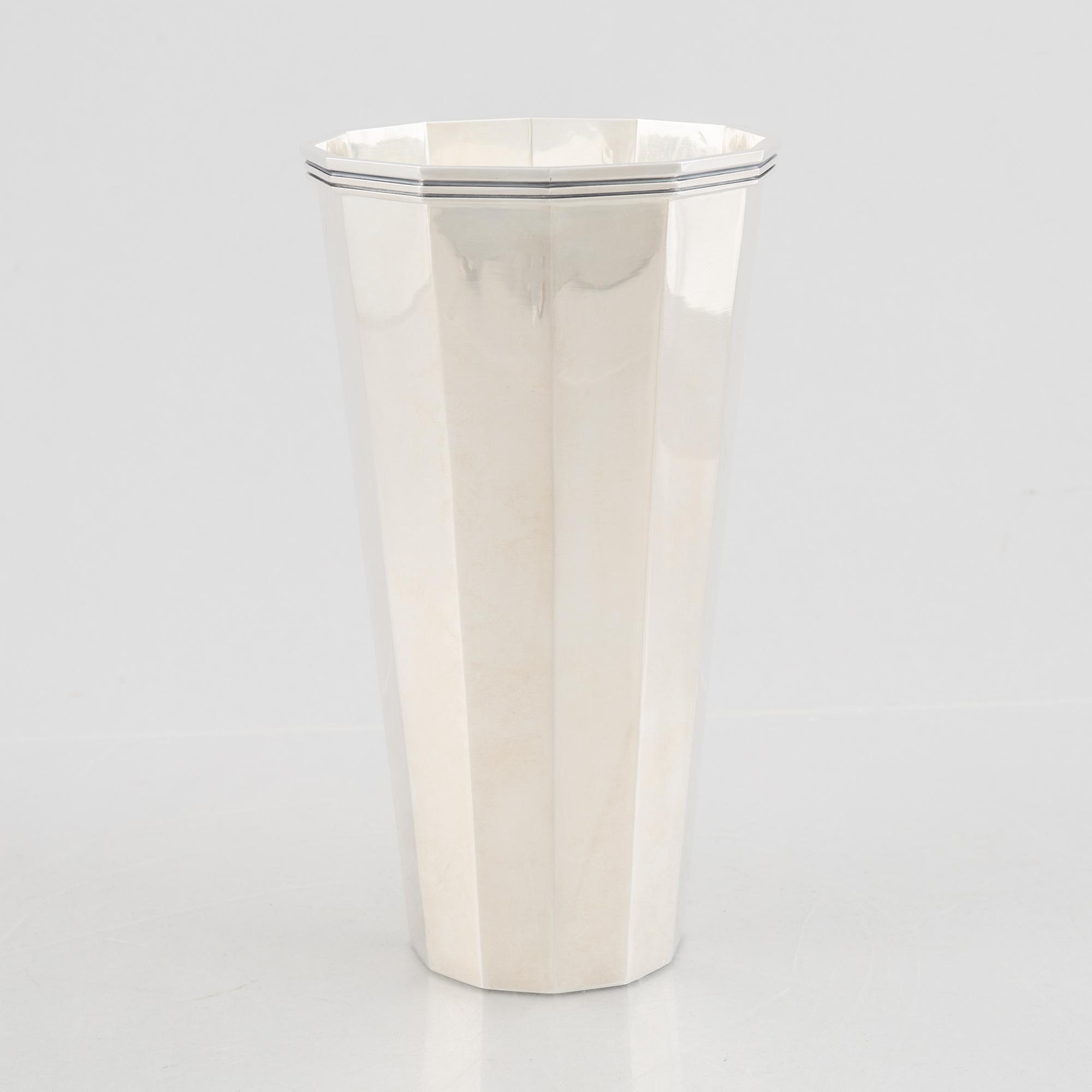 Eric Löfman, a sterling silver vase, MGAB, 1975.