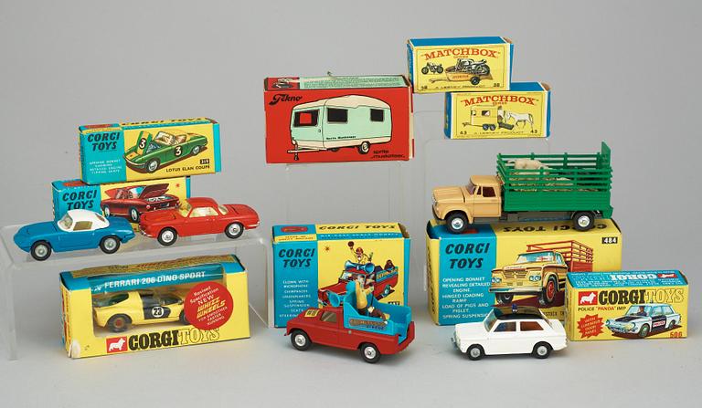 A set of 6 Corgi Toys cars, England, 1960´s.