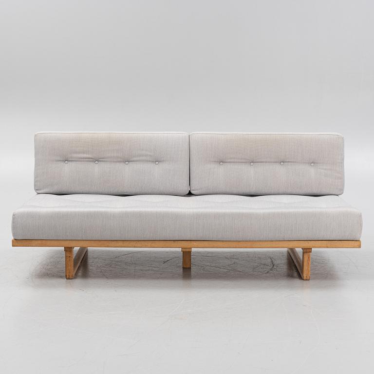 Børge Mogensen, an oak daybed model no 4311/4312, Denmark, later part of the 20th century.