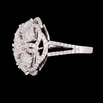 RING, 18 k vitguld, briljantslipade diamanter tot 1.52 ct.