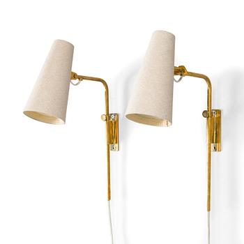 Paavo Tynell, a pair mid-20th century '9459' wall lights for Taito.