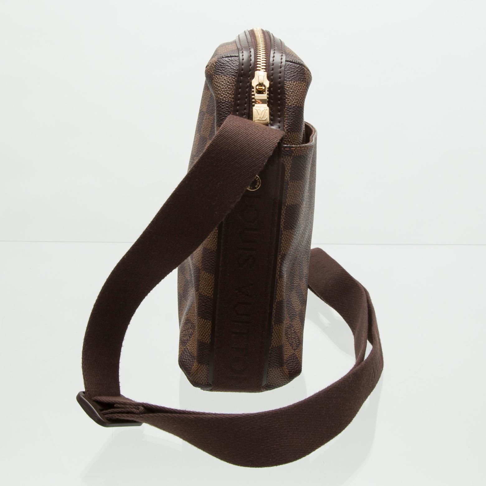 VÄSKA, "Trotteur Beaubourg", Louis Vuitton.