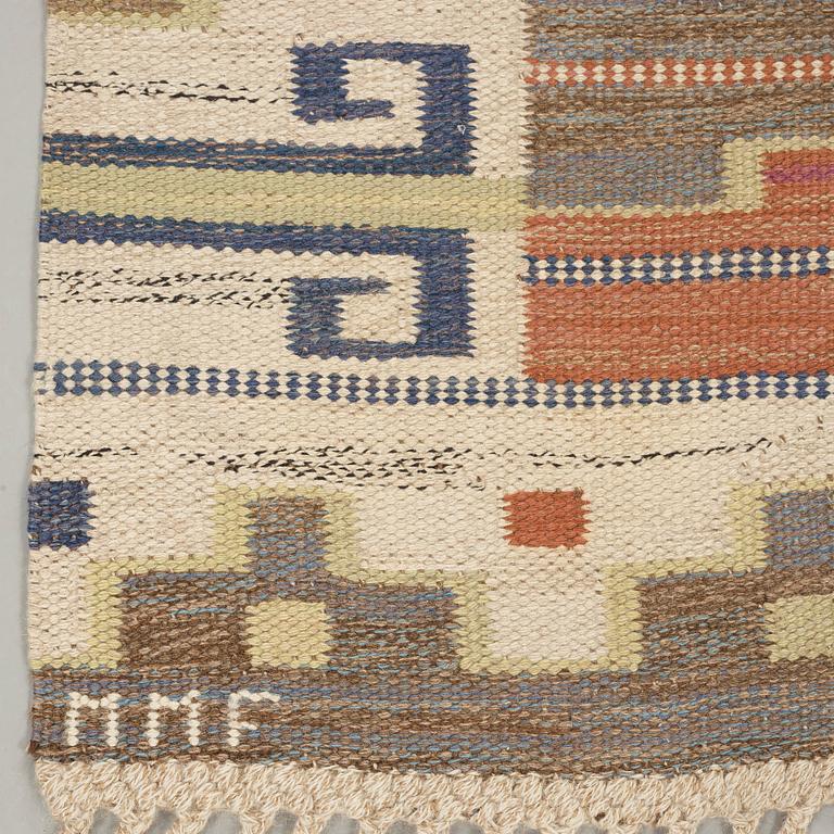 A CARPET, "Bruna heden", flat weave, 306 x 204 cm, signed MMF.