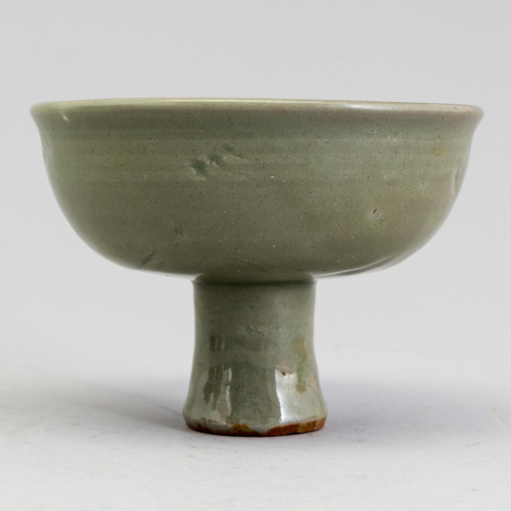 A celadon glazed stem cup, Ming dynasty (1368-1644).