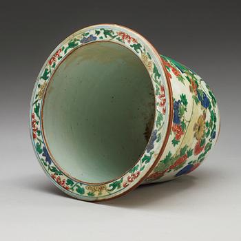 YTTERFODER, porslin. Qing dynastin, Kangxi (1662-1722).