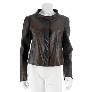 436. MARTIN MARGIELA, a dark brown leather jacket, size 42.