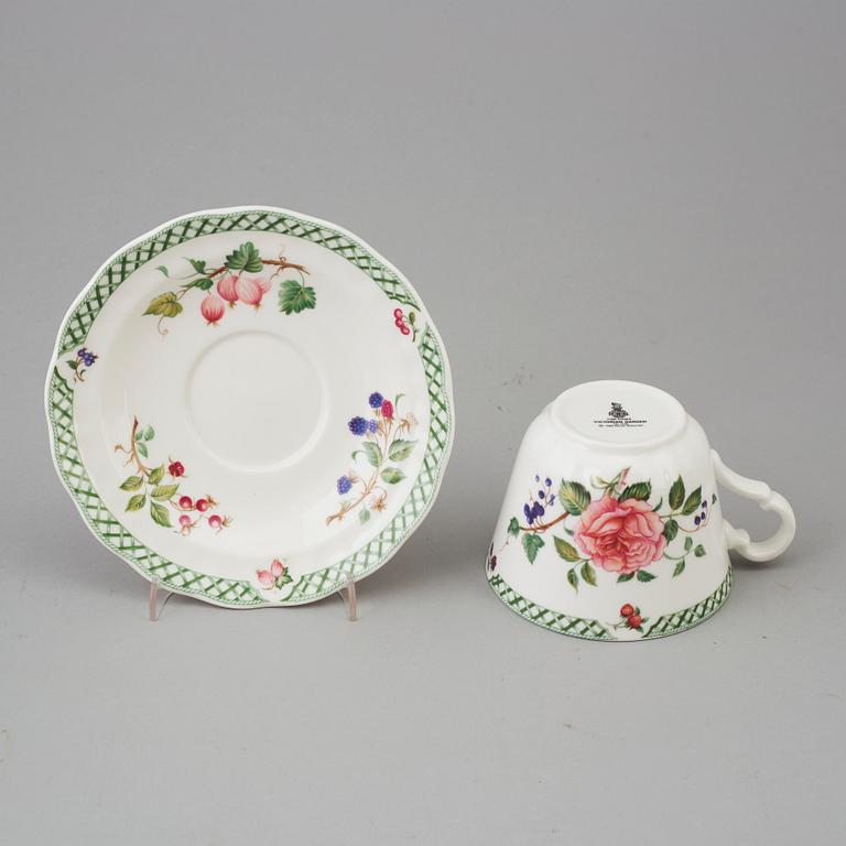 ROYAL DOULTON, frukostservis,porslin,  30 delar, "Victorian Garden".