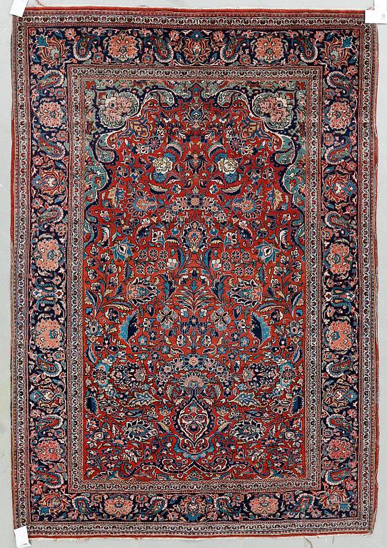 MATTA, semiantik Keshan. Ca 194x132 cm.