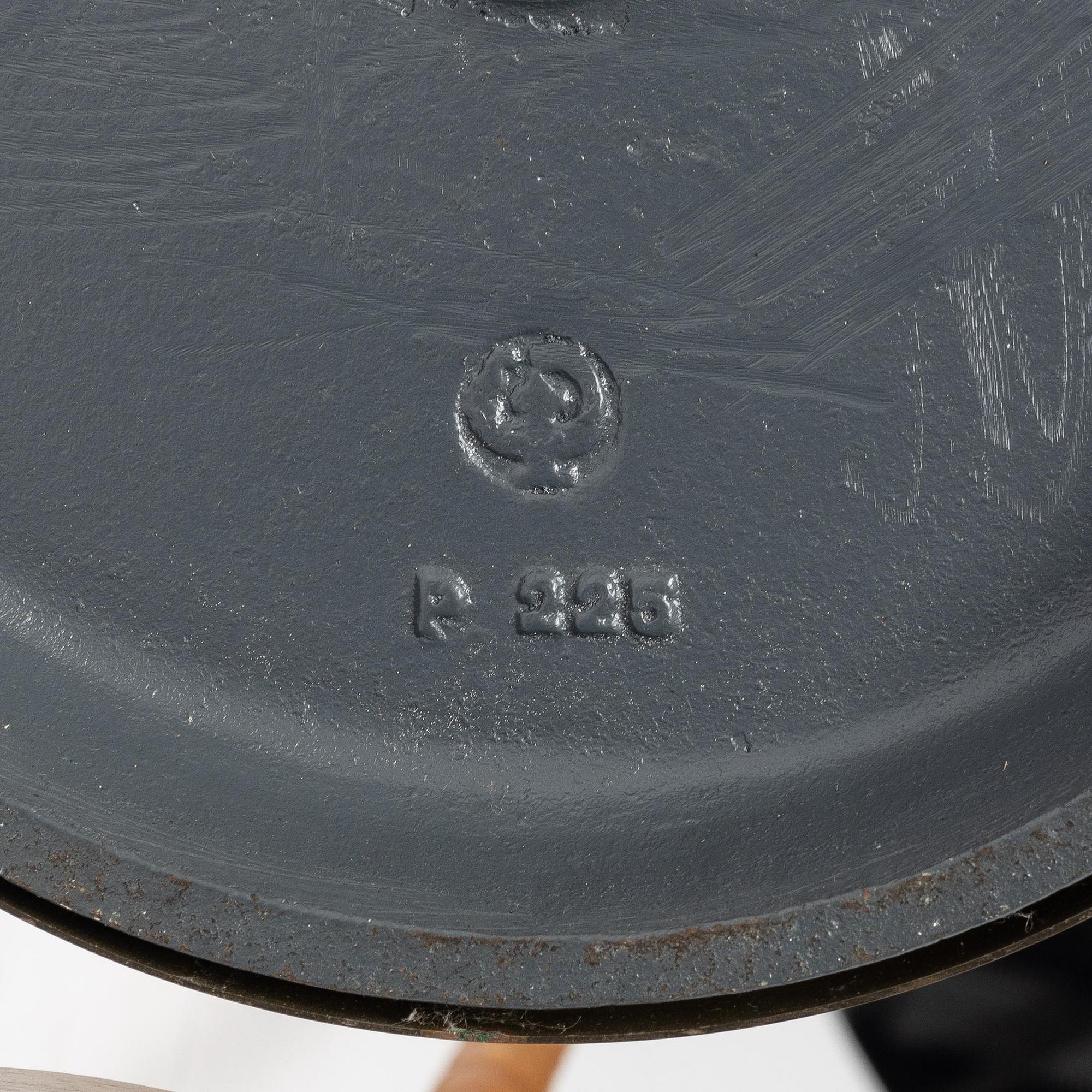 Harald Notini, eller Uno Westerberg, golvlampor, ett par, modell "15750", Arvid Böhlmarks Lampfabrik, Stockholm, 1950-60-tal.