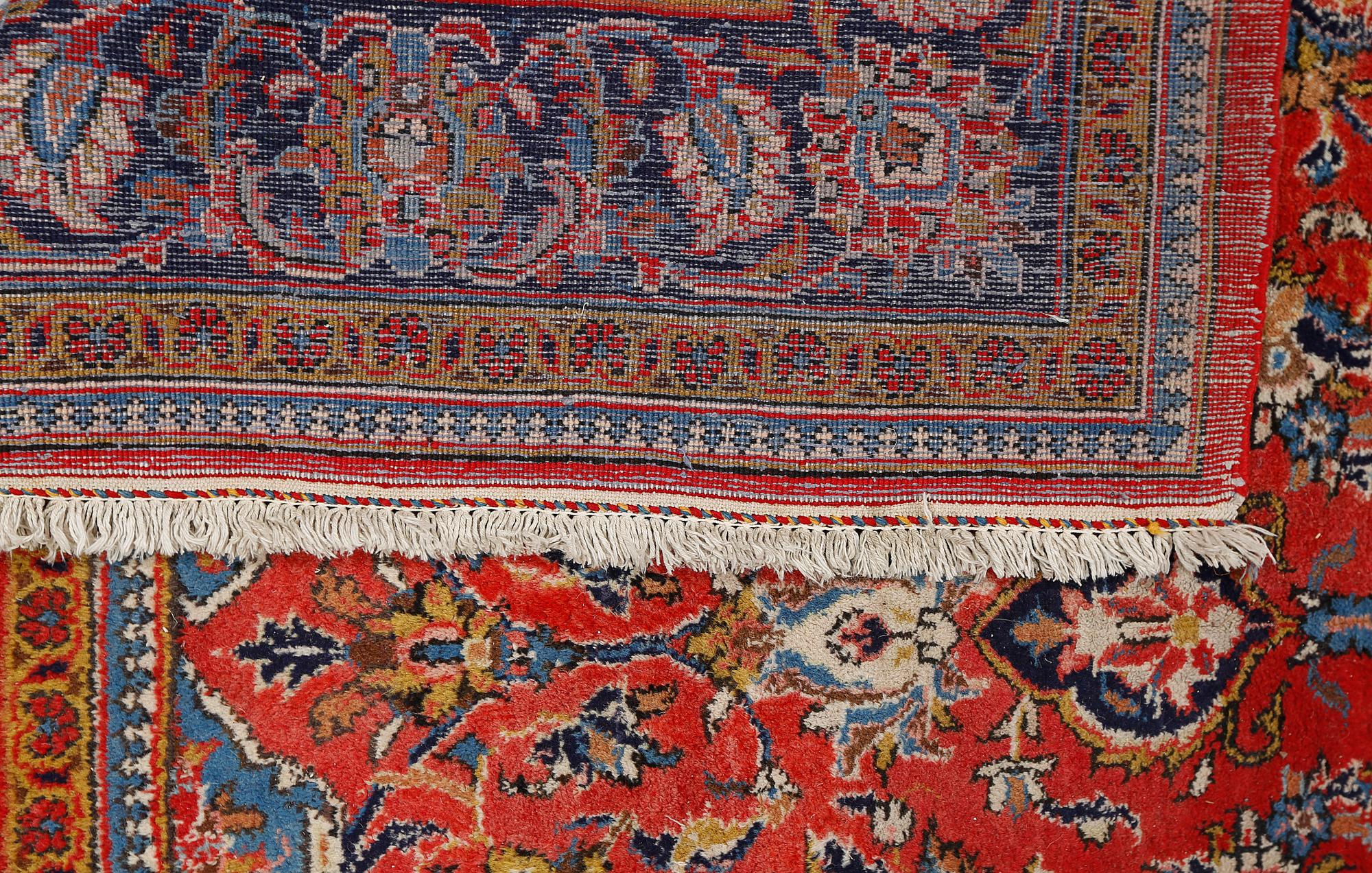 MATTA, Sarouk, 320 x 219 cm, old.