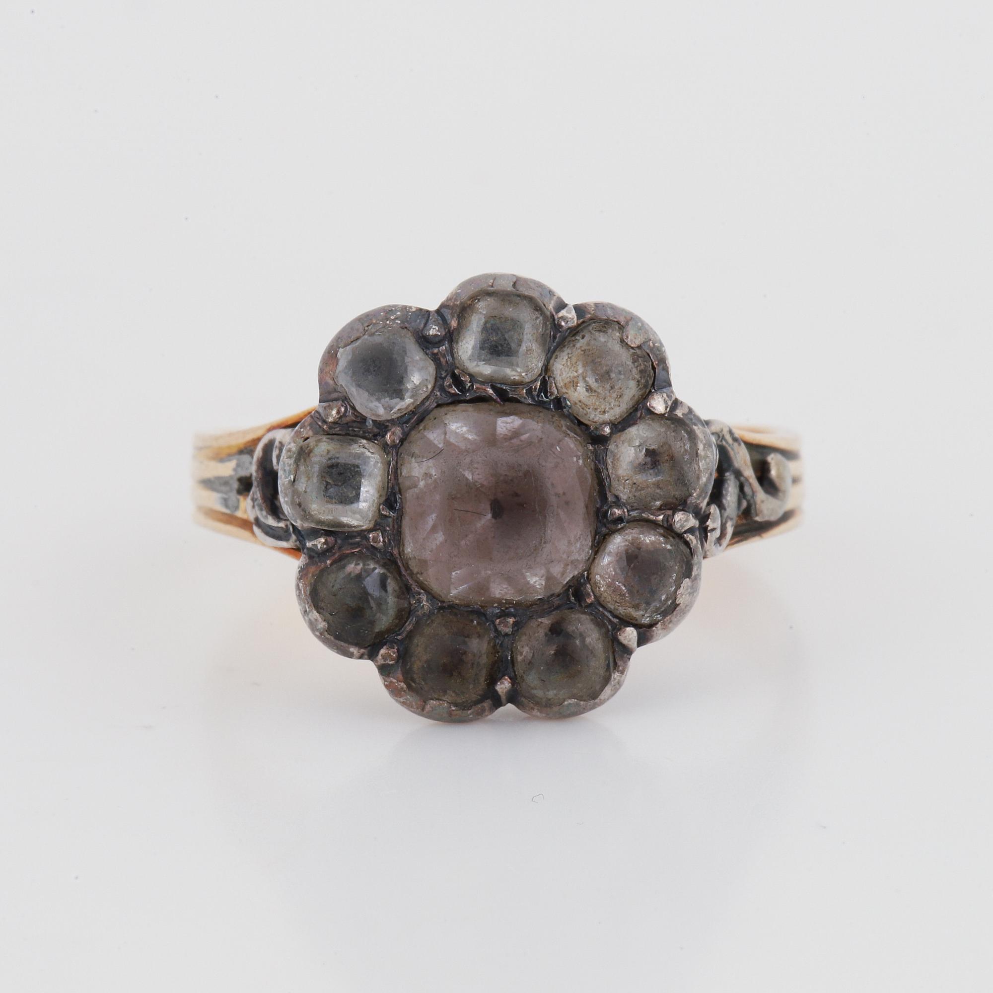 Paste stone ring.