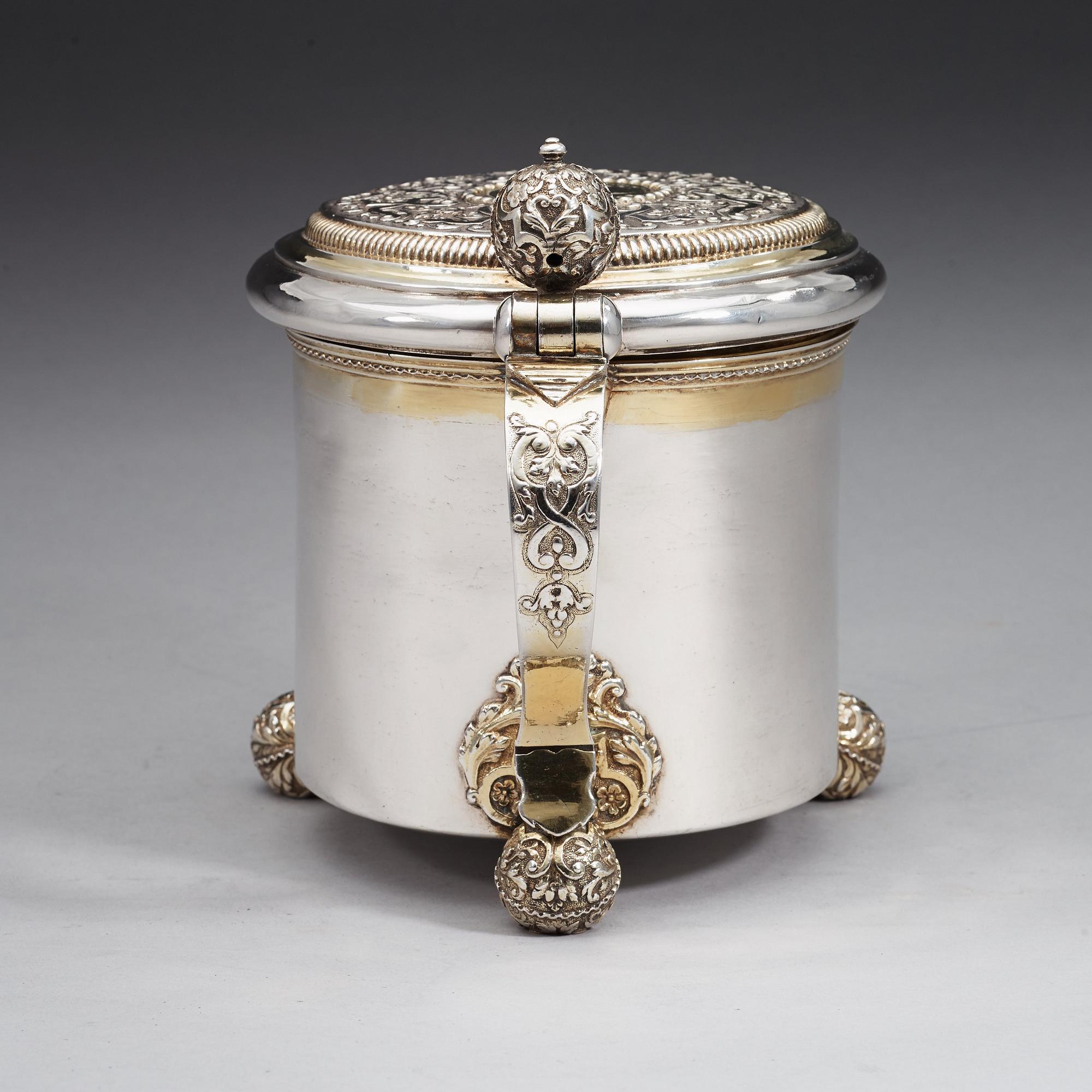 A Swedish 18th century parcel-gilt tankard, marks of Herman Hermansson, Göteborg 1725.