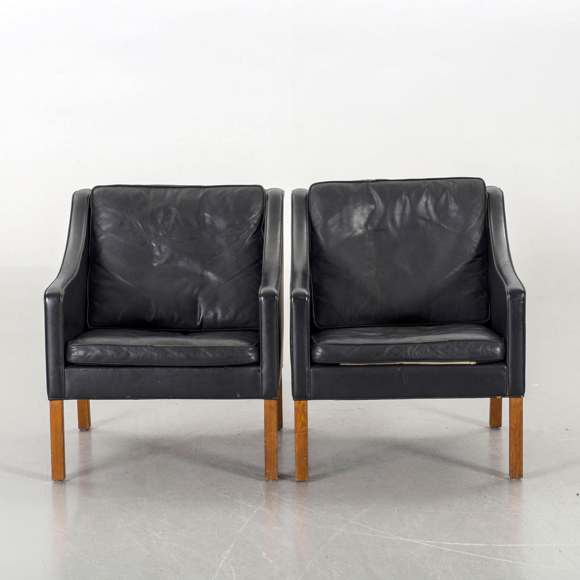 Two 20th century "2209" armchairs, designed by Børge Mogensen.
