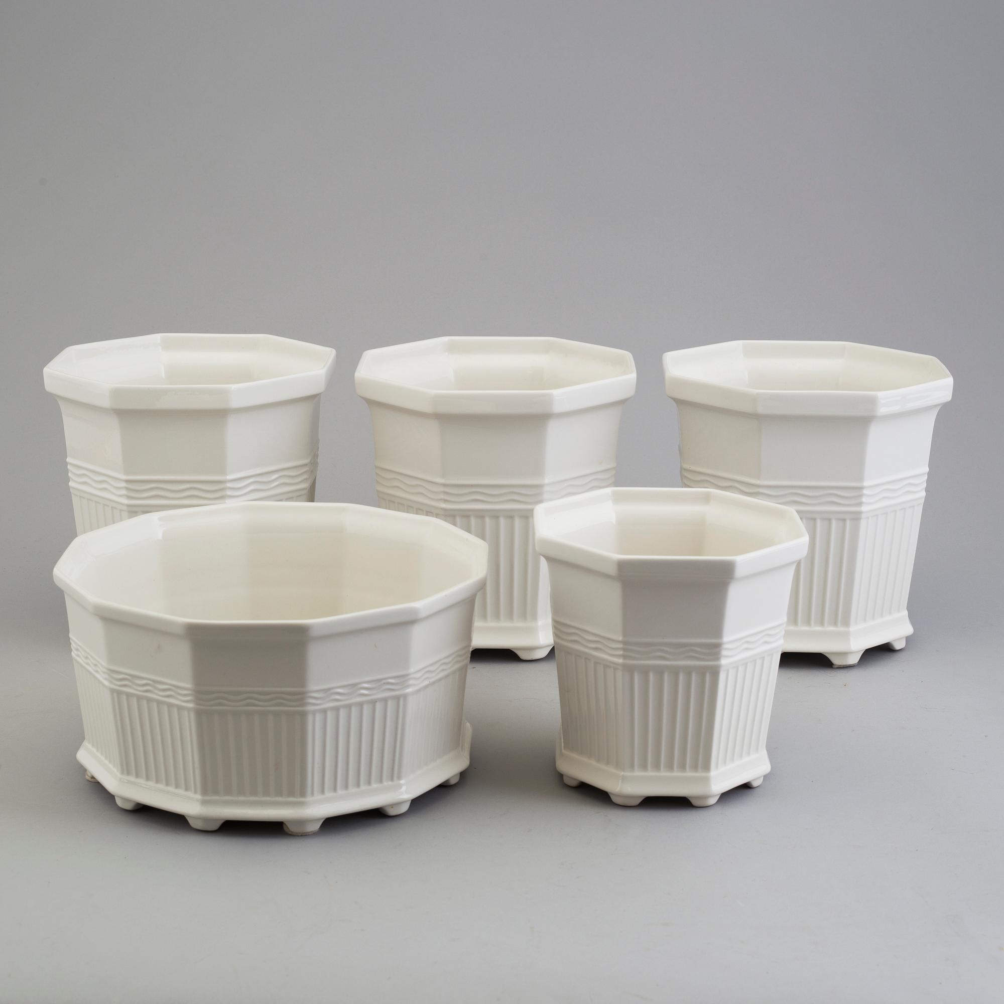 PRINS EUGEN, five porcelain 'Waldemarsudde' plant pots, Gustavsberg.