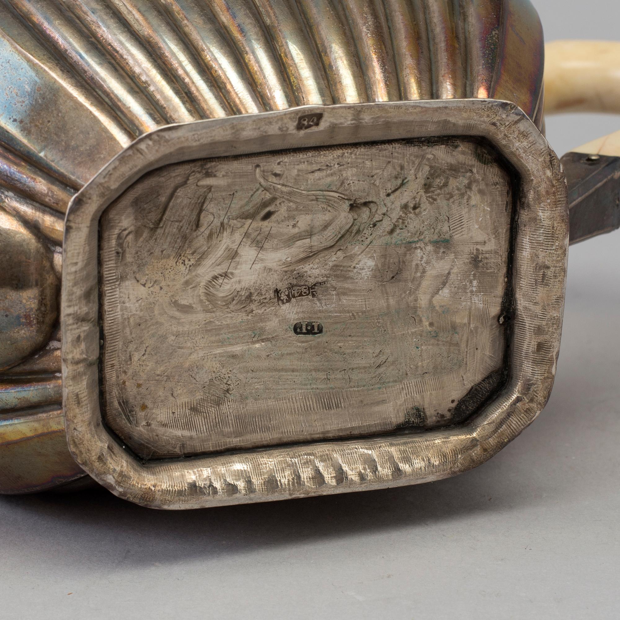 A silver teapot, Moscow, Russia, 1840´s. Weight ca 385 grams.