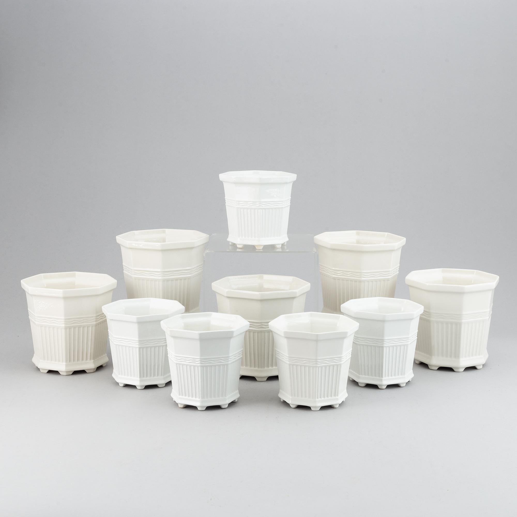 Prins Eugen, 10 'Waldemarsudde-kruka' flowerpots, Gustavsberg.
