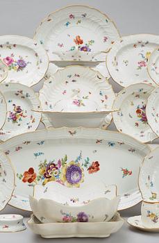 SERVIS, 98 delar, porslin. Meissen sekelskifte 1900.