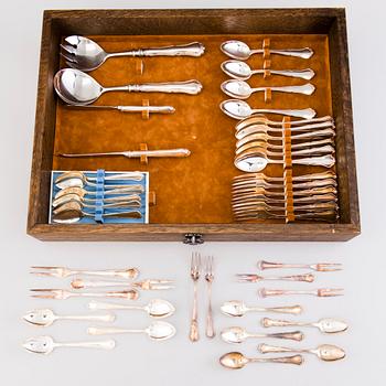 A 12-piece set of 'Chippendale' silver cutlery in wooden box, Kultakeskus, Hämeenlinna, Finland 1983.