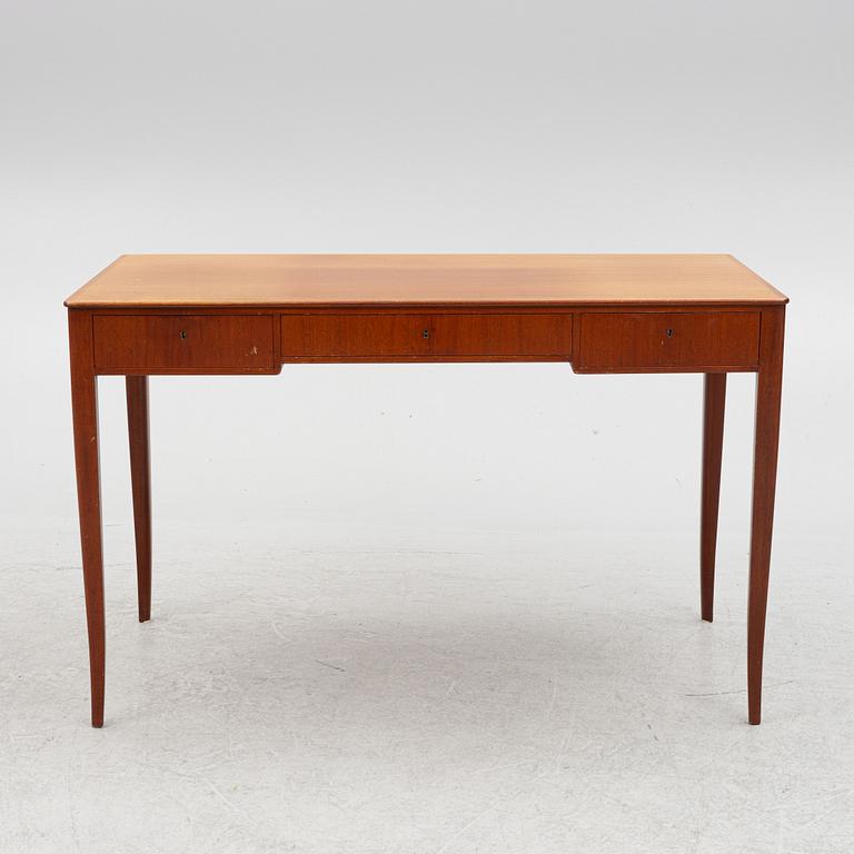 Carl Malmsten, desk, Åfors Furniture Factory, mid-20th century.