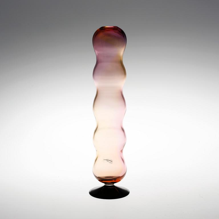 VAS, glas, Studioglas Strömbergshyttan, sent 1900-tal.
