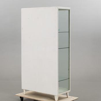 A MEDICAL CABINET FROM THE MIDDLE OF 20TH CENTURY.