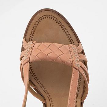 Bottega Veneta, sandaletter, storlek 36.