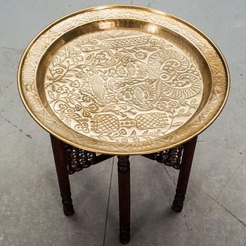 RÖKBORD, orientaliskt, 1900-tal.