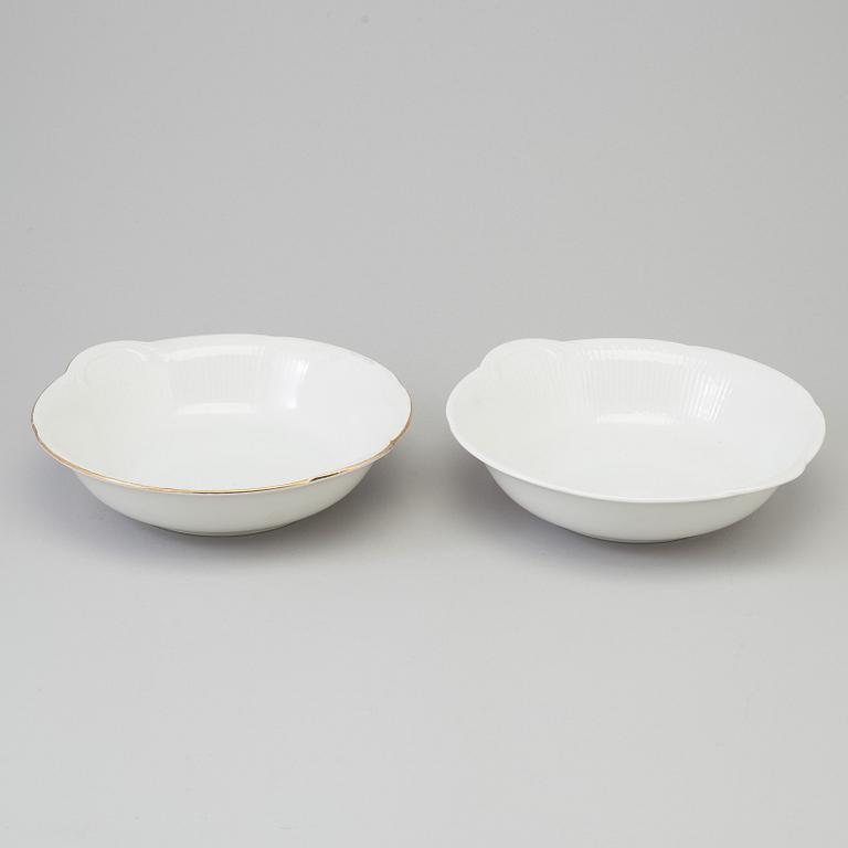 96 pieces of 20th century "Swedish Grace" porcelain service, made by Rörstrand.