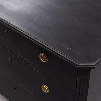 A painted chest of drawers, early 20th Century.
