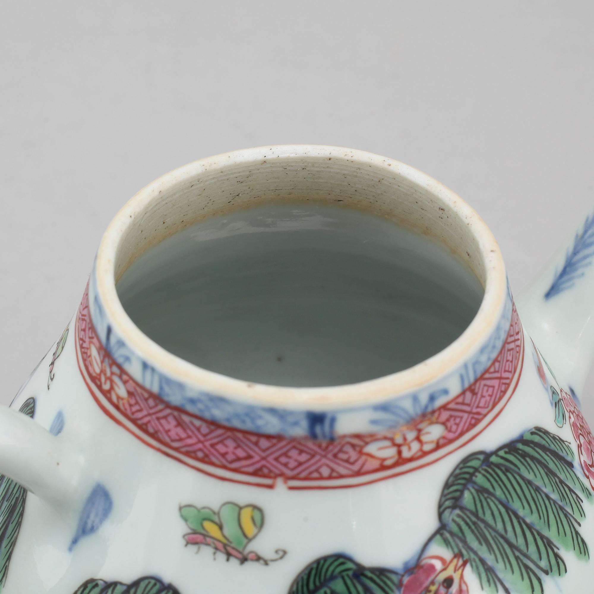 A late 18th century porcelian chinese teapot.