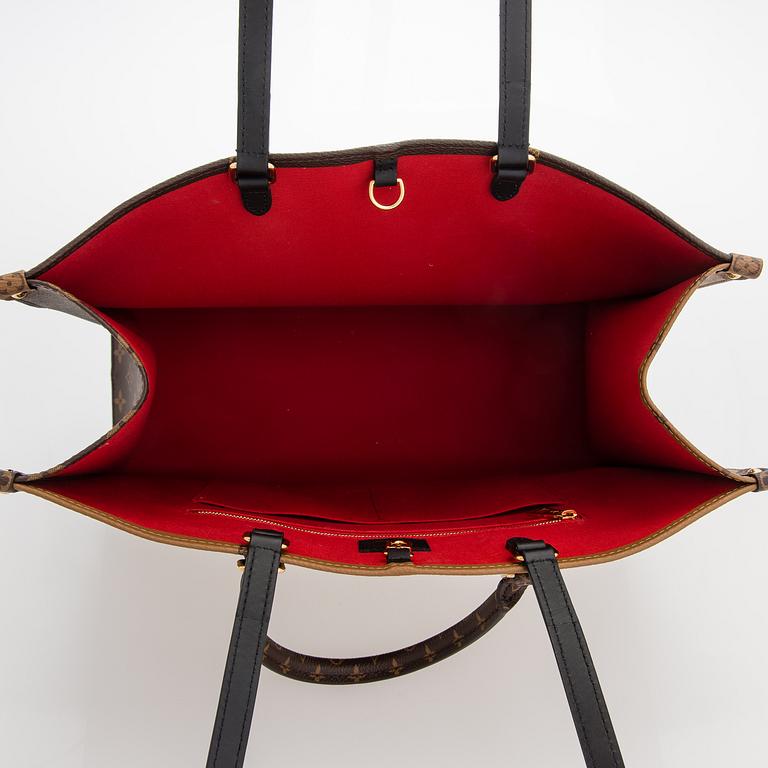 Louis Vuitton, A 'Onthego GM' Bag.