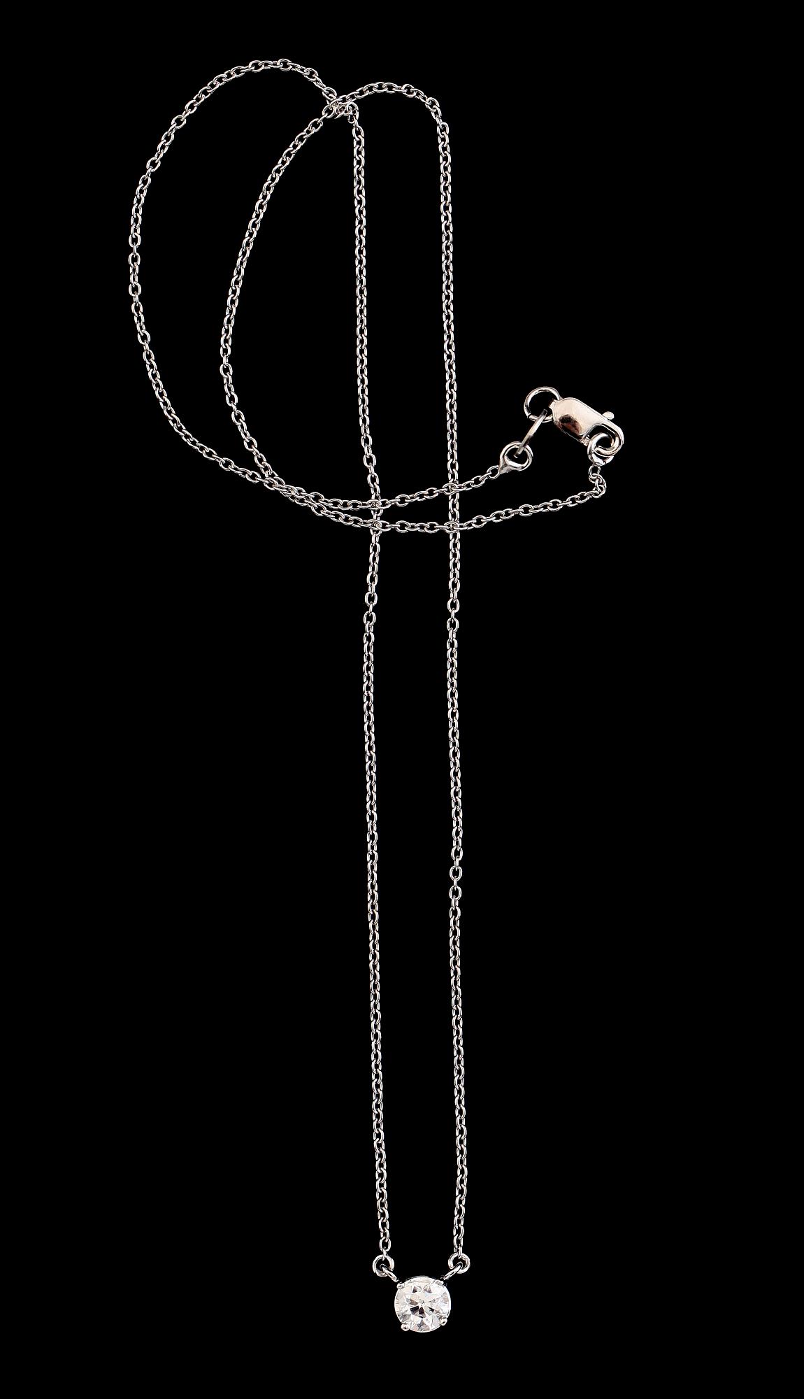 COLLIER, 18K vitguld, briljantslipad diamant ca 0.51 ct.
